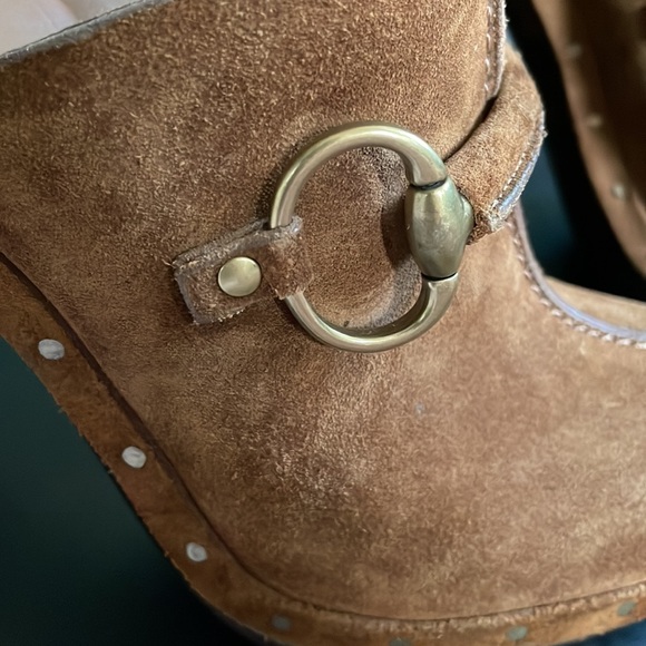 Women’s Gucci brown suede mules/clog shoes size 4 1/2. - Picture 10 of 14